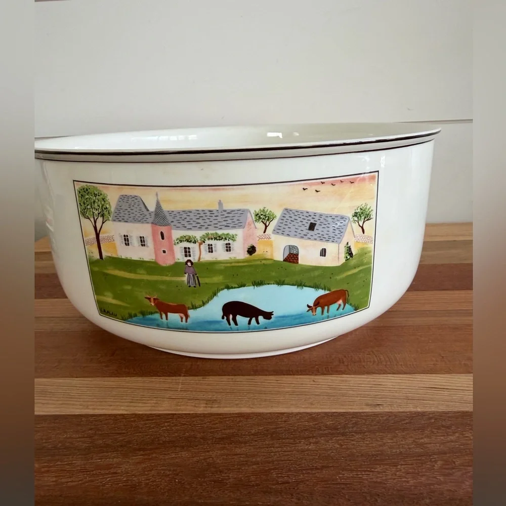 Villeroy & Boch Design Naïf Vegetable Serving Bowl PRICE DROP FIRM